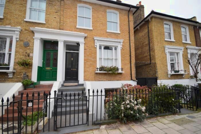2 Bedroom Flat To Rent In Shardeloes Road, London, SE14