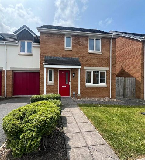 3 Bedroom Link Detached House To Rent In Sandringham Gardens, Barnstaple, EX31