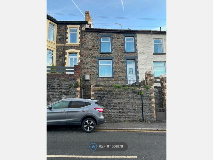 2 Bedroom Terraced House To Rent In Trealaw Road, Tonypandy, CF40