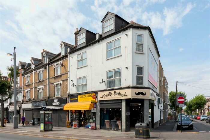 1 Bedroom Flat To Rent In Hoe Street, Walthamstow, E17