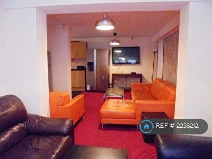 9 Bedroom End Of Terrace House To Rent In Derby Road, Manchester, M14