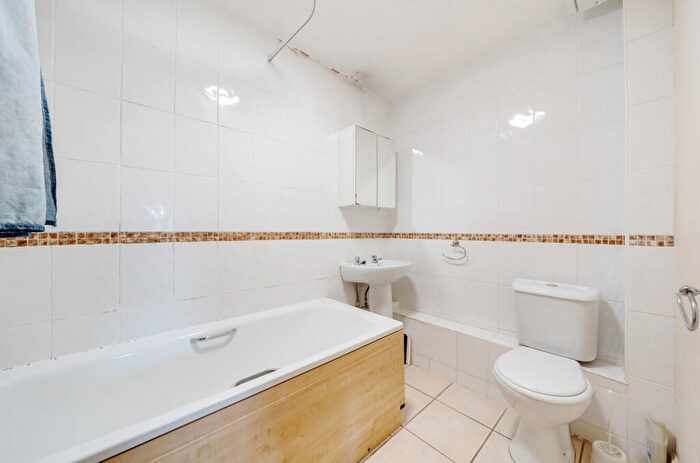 1 Bedroom Property To Rent In Nicholas Avenue, Old Marston, OX3