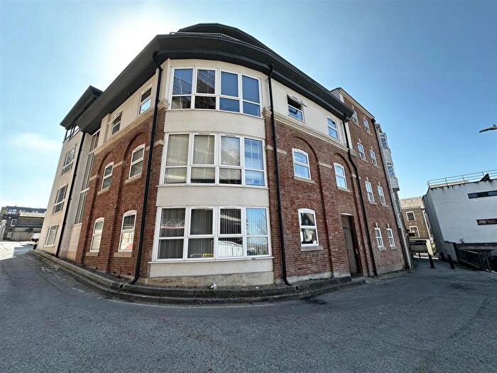 1 Bedroom Apartment To Rent In Horns Yard, Gravesend, DA12