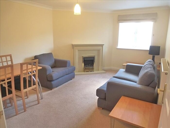 2 Bedroom Apartment To Rent In The Dell, Southampton, SO15