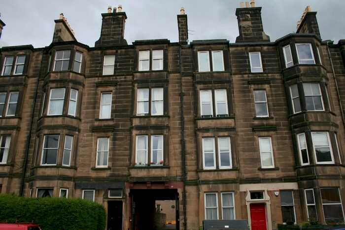 2 Bedroom Flat To Rent In Balcarres Street, Morningside, Edinburgh EH10