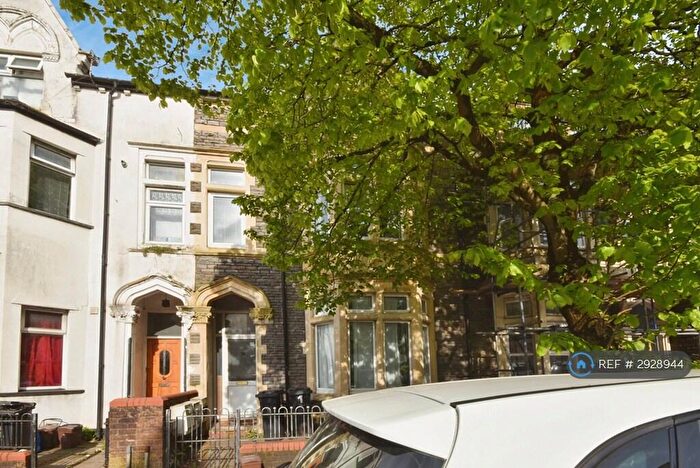2 Bedroom Flat To Rent In Clare Street, Cardiff, CF11