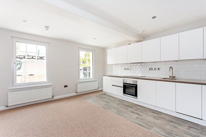 1 Bedroom Apartment To Rent In London Road Marlborough, SN8
