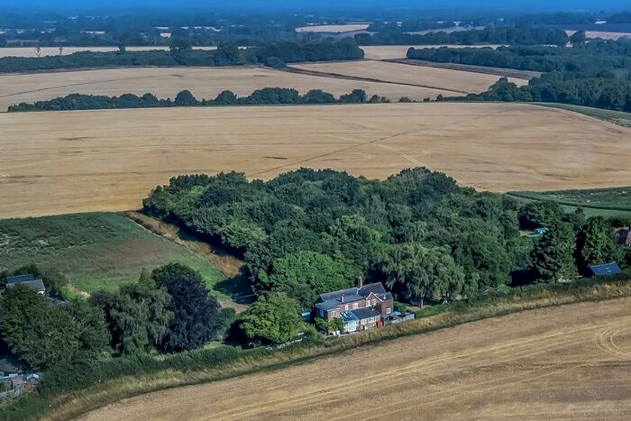 5 Bedroom Semi-Detached House For Sale In Rural Bliss - Lenham, ME17