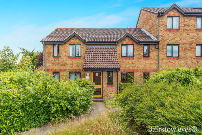 1 Bedroom Apartment To Rent In Parsonage Road, Grays, RM20