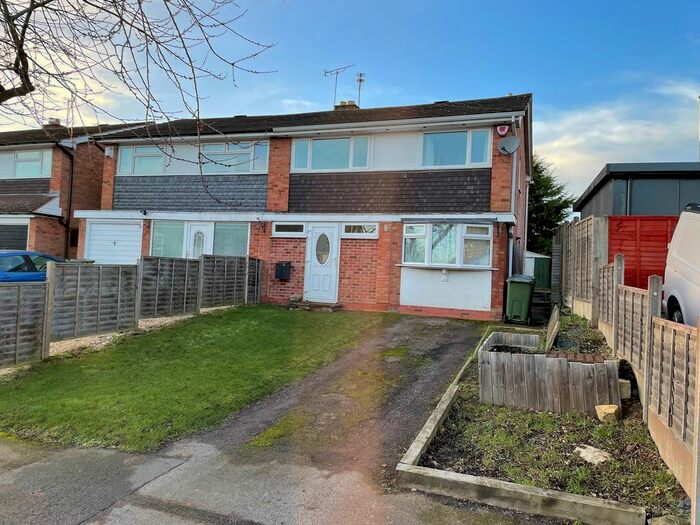 3 Bedroom Semi-Detached House To Rent In Langham Drive, Narborough, Leicester, LE19