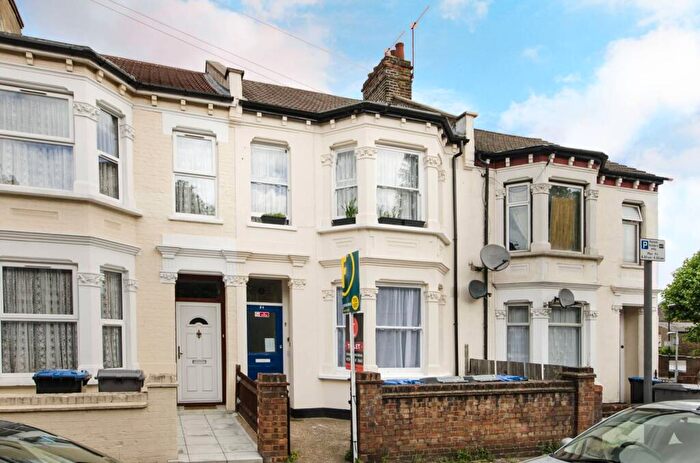 2 Bedroom Flat To Rent In Tunley Road, , Harlesden, London, NW10