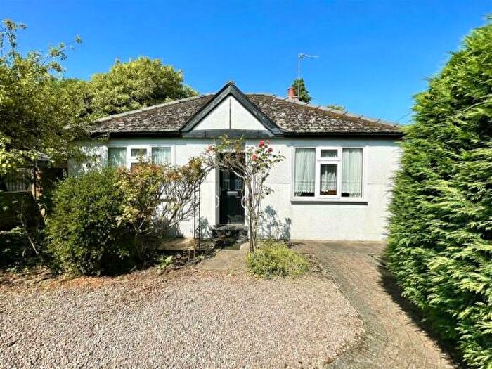 4 Bedroom Bungalow To Rent In Crossgate Lane, Pinchbeck, Spalding, PE11