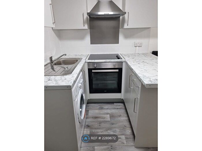 Studio To Rent In Green Street, Enfield, EN3