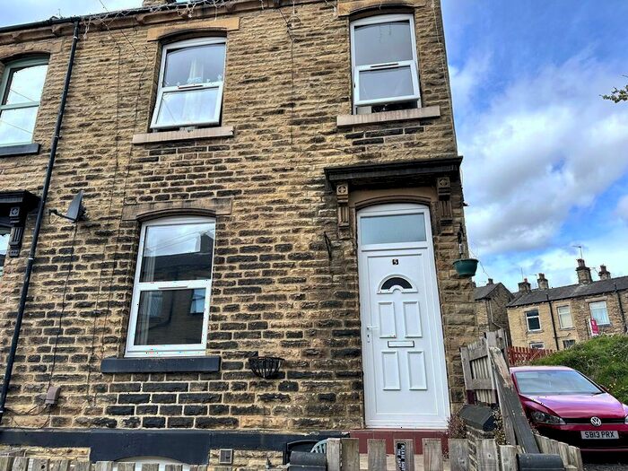 2 Bedroom Terraced House To Rent In Valley Road, Liversedge, West Yorkshire, WF15
