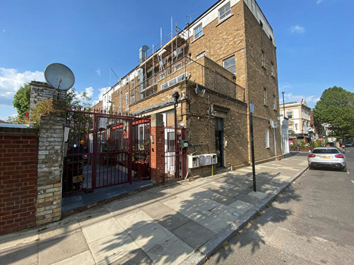 3 Bedroom Flat To Rent In Stanmore Street, Islington, London, N1