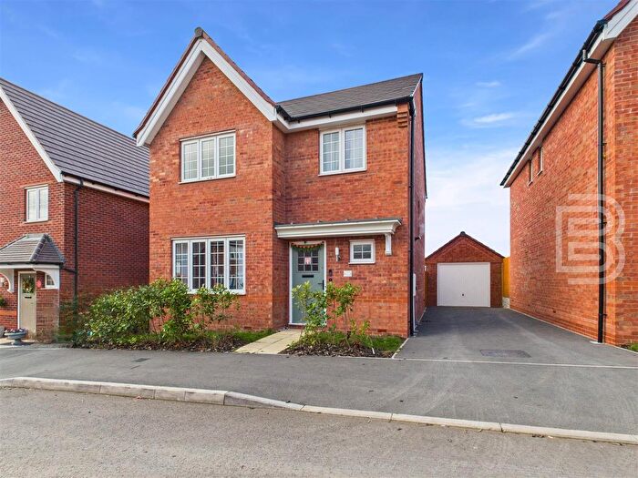 4 Bedroom Detached House For Sale In Spear Thistle Close, Eden Park, Rugby, CV21