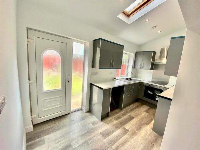 3 Bedroom Terraced House To Rent In Coniston Road, Dronfield Woodhouse, Dronfield, S18