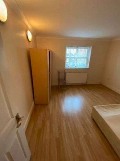 1 Bedroom Flat To Rent In Mayar Court, Burges Road, East Ham, E6