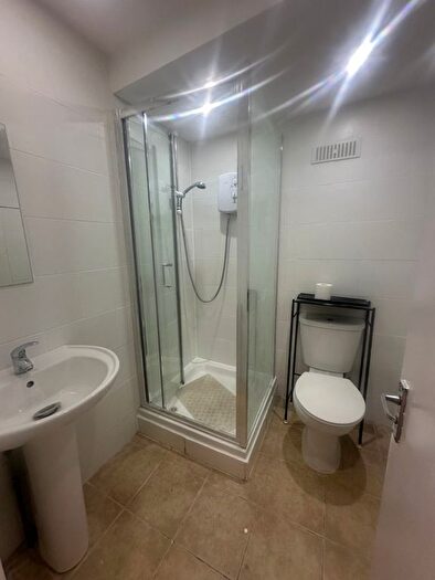 Studio To Rent In Corrance Road, London, SW2