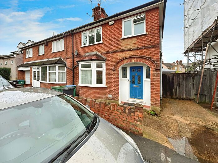 3 Bedroom Semi-Detached House To Rent In Sandown Road, Watford, WD24
