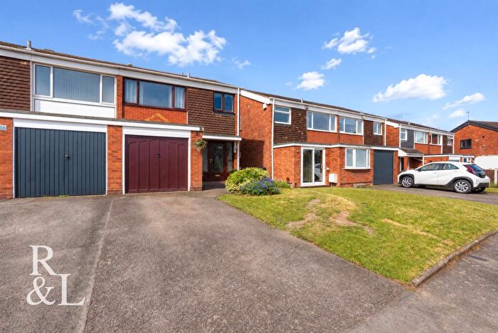 3 Bedroom Semi-Detached House For Sale In Orchard Close, Polesworth, Tamworth, B78