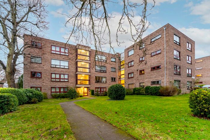 1 Bedroom Flat To Rent In Grenville Court, Kent Avenue, London, W13