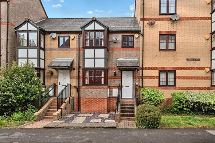 3 Bedroom Terraced House To Rent In Fobney Street, Reading, RG1