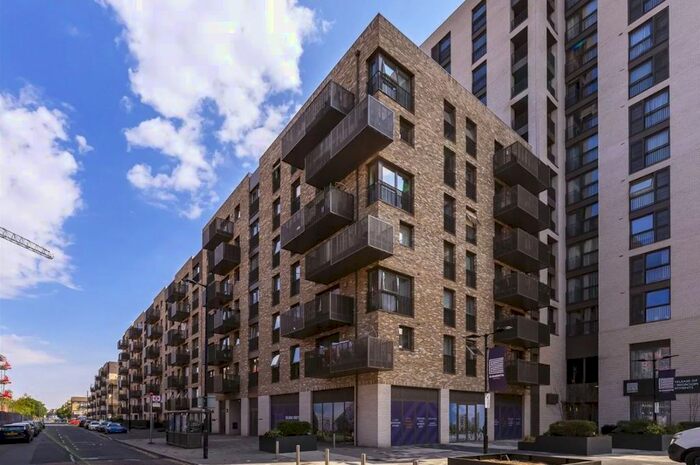 2 Bedroom Flat To Rent In Alma Road, Ponders End, Enfield, EN3