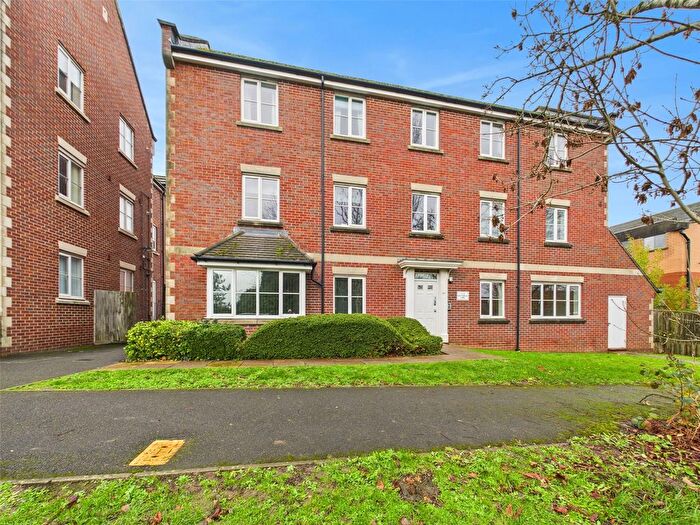 2 Bedroom Flat For Sale In Tuffley Lane, Tuffley, Gloucester, Gloucestershire, GL4