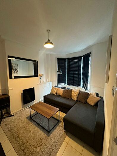 1 Bedroom Flat To Rent In Fernhill Street, London, E16