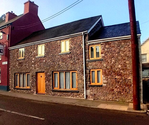 4 Bedroom Cottage For Sale In Queens Square, Llangadog, Nr Llandovery, Carmarthenshire, SA19