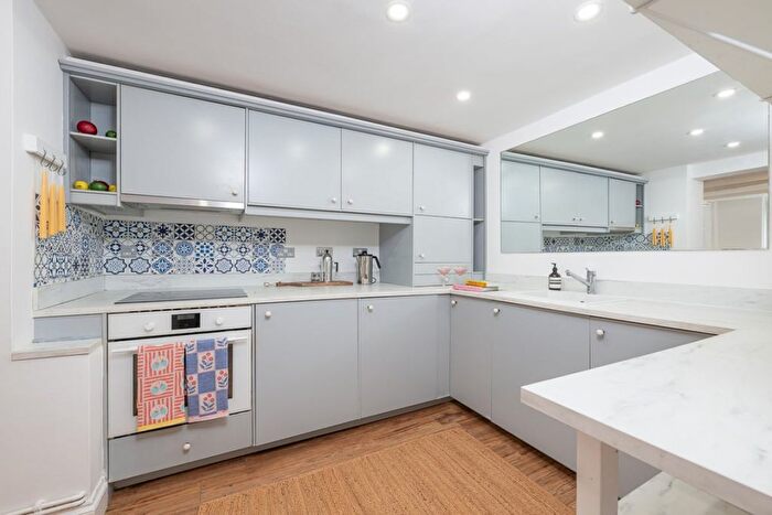1 Bedroom Flat To Rent In Denmark Hill, London, SE5