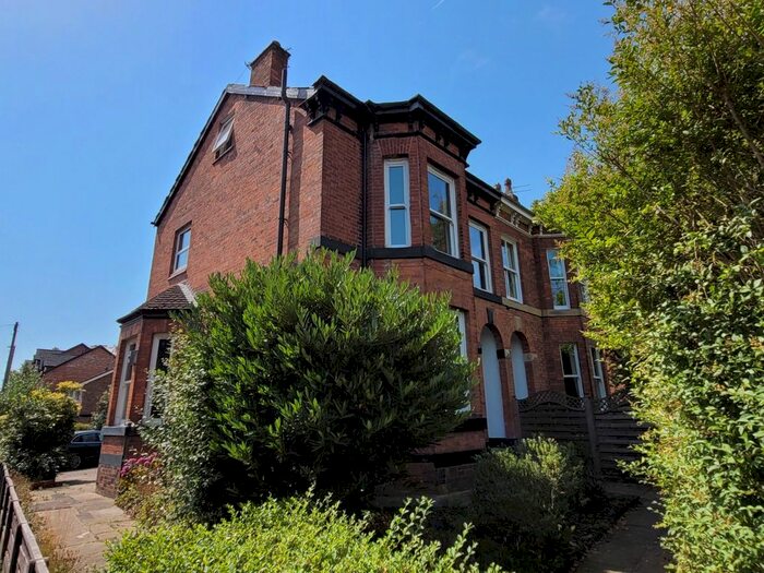 2 Bedroom Flat To Rent In Parsonage Road, Manchester, M20