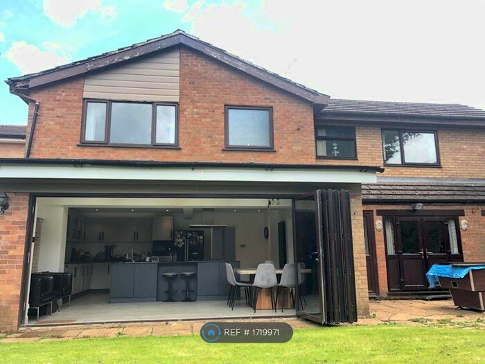 5 Bedroom Detached House To Rent In Marriotts Road, Long Buckby, Northampton, NN6