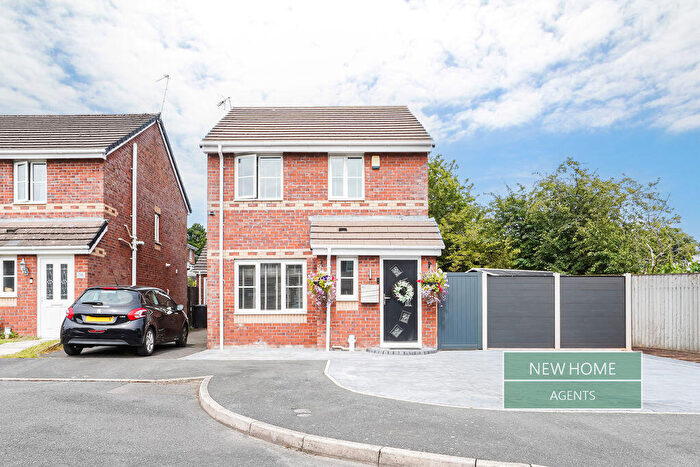 3 Bedroom Detached House For Sale In Rainbow Drive, Atherton, Manchester, M46