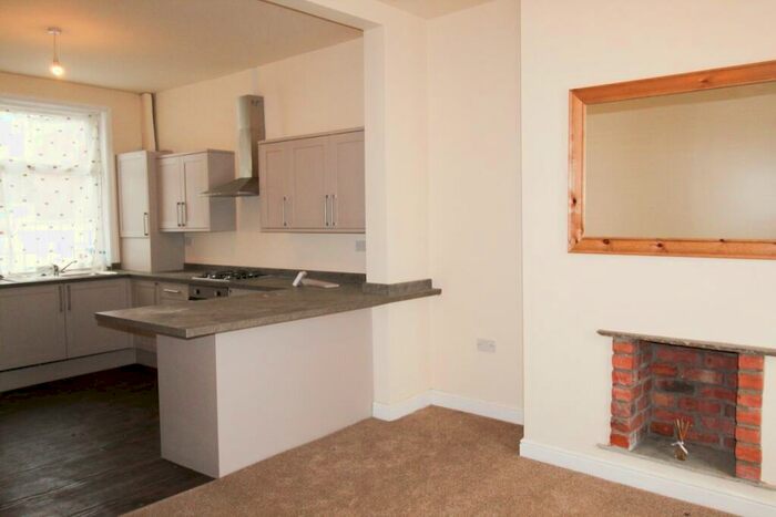 3 Bedroom Terraced House To Rent In Railway View, Mill Hill, BB2