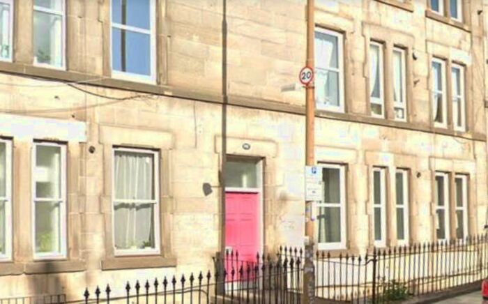 1 Bedroom Flat To Rent In , Broughton Road, Edinburgh, EH7