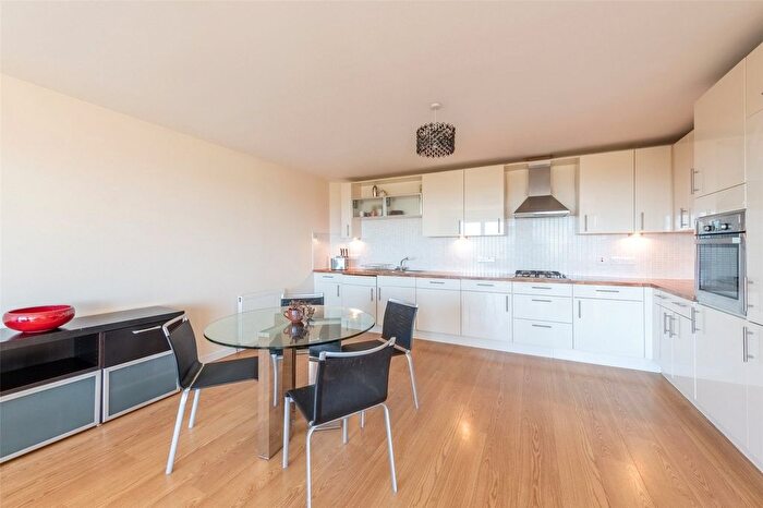 2 Bedroom Flat For Sale In Midstocket View, Aberdeen, Aberdeenshire, AB15