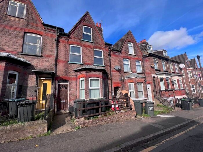 1 Bedroom Flat To Rent In Buxton Road, Luton, LU1