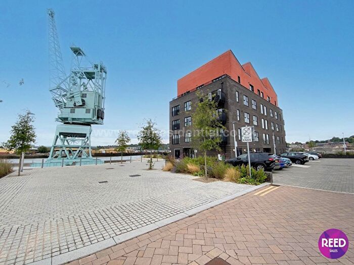 1 Bedroom Flat To Rent In Blue Boar Lane, Rochester, ME1