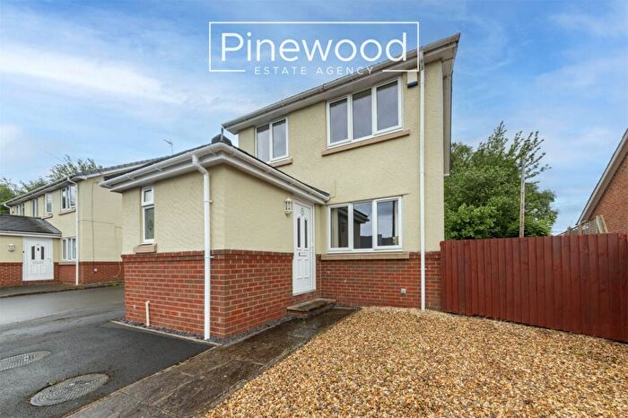 3 Bedroom Detached House For Sale In Llys Y Nant, Hawarden, Flintshire, CH5