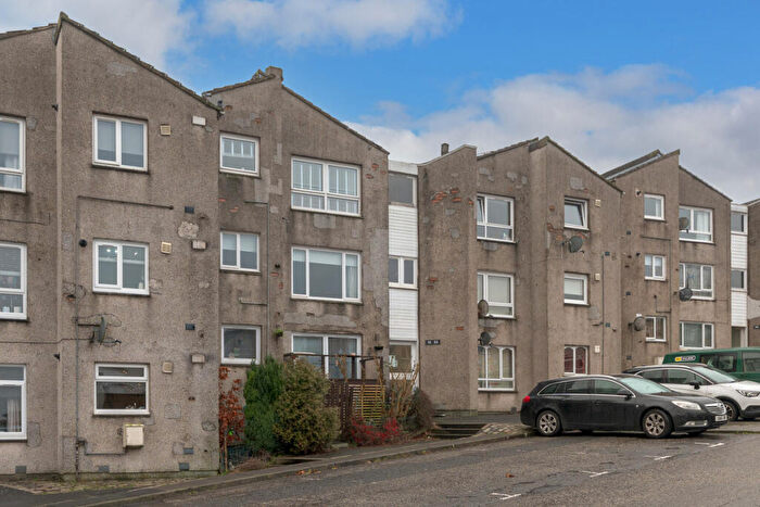 2 Bedroom Flat For Sale In Morar Drive, Glasgow, G67