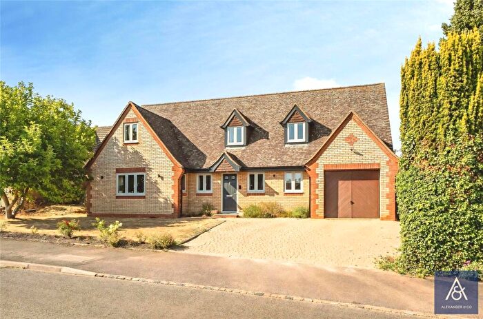 3 Bedroom Detached House For Sale In South Close, Greatworth, Banbury, OX17