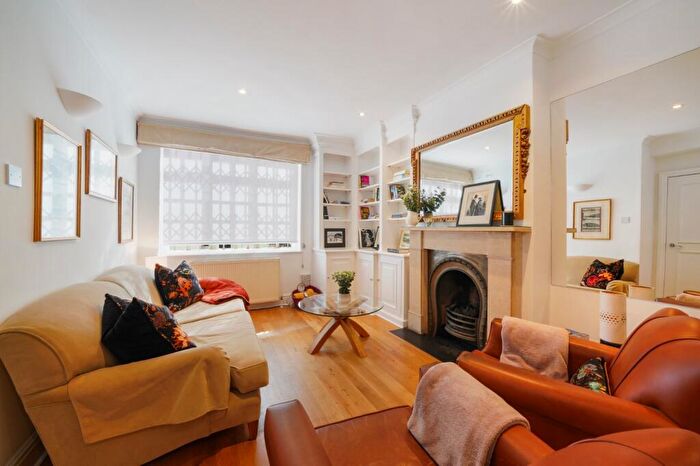 2 Bedroom End Of Terrace House To Rent In Ryders Terrace, St John's Wood, NW8