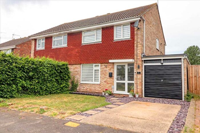 3 Bedroom Semi-Detached House For Sale In Chingford Avenue, Great Clacton, CO15