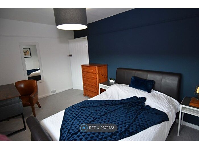 5 Bedroom Semi-Detached House To Rent In Haycombe Drive, Bath, BA2