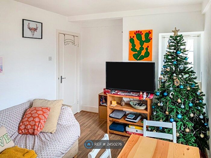 1 Bedroom Flat To Rent In Bourne Avenue, Bournemouth, BH2