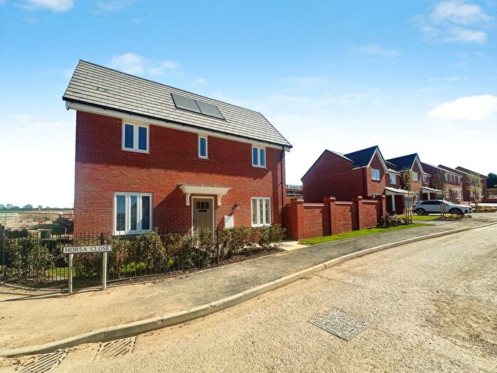 3 Bedroom Semi Detached House To Rent In Horsa Close, Grantham, NG34