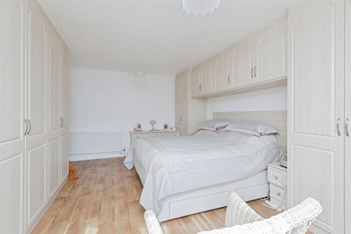 2 Bedroom Detached House For Sale In Gorse Lane, Oadby, Leicester, LE2