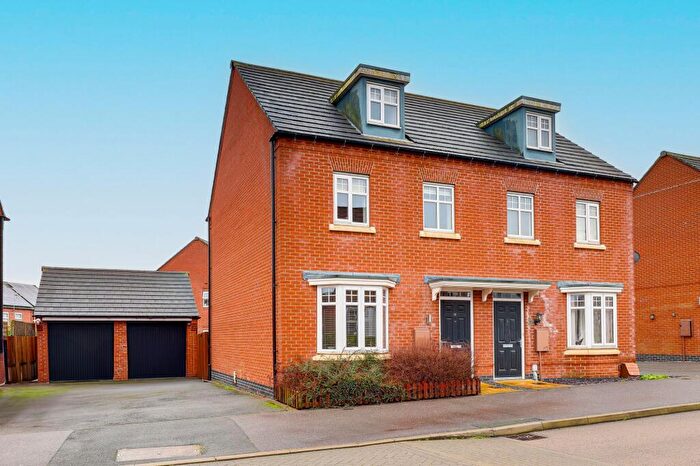 3 Bedroom Semi Detached House For Sale In Latin Grove, Hucknall, NG15